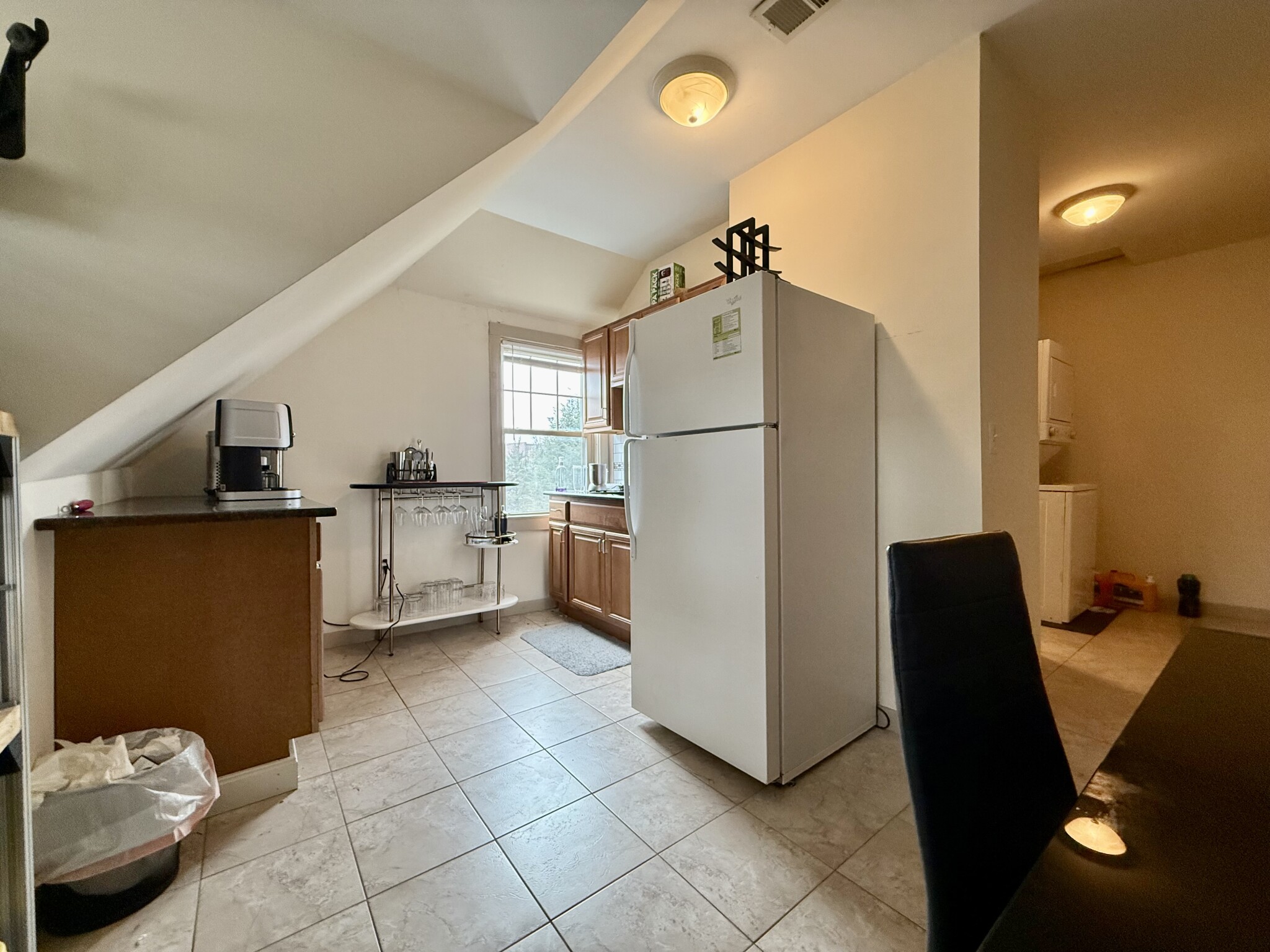 6 bed, 3 bath apartment for rent at 58 Englewood Ave Unit 2, Brighton — photo 19 of 25