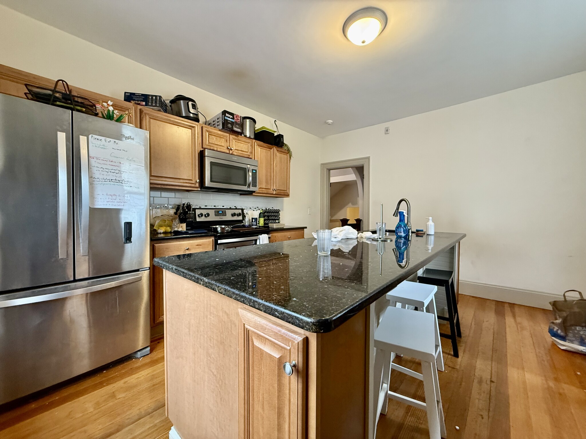 6 bed, 3 bath apartment for rent at 58 Englewood Ave Unit 2, Brighton — photo 7 of 25