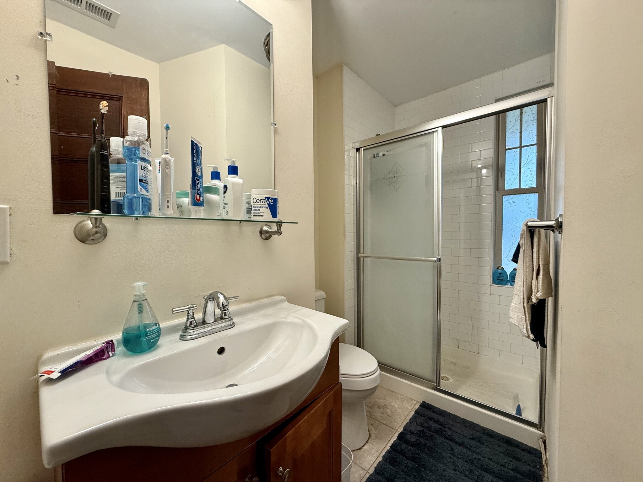 6 bed, 3 bath apartment for rent at 58 Englewood Ave Unit 2, Brighton — photo 13 of 25