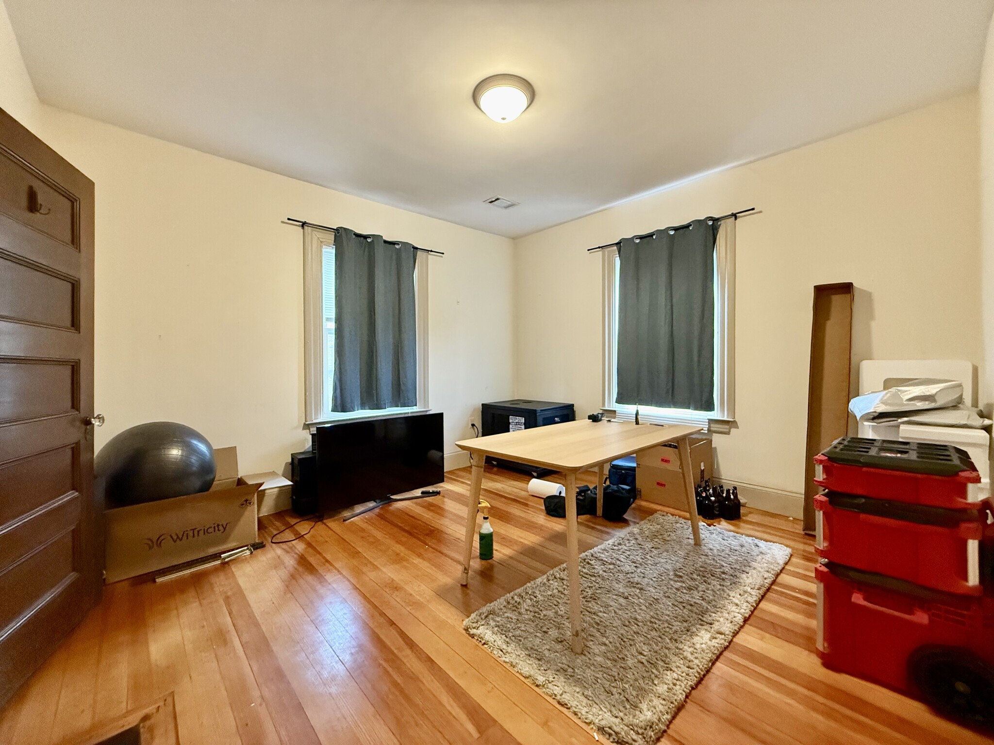 6 bed, 3 bath apartment for rent at 58 Englewood Ave Unit 2, Brighton — photo 12 of 25