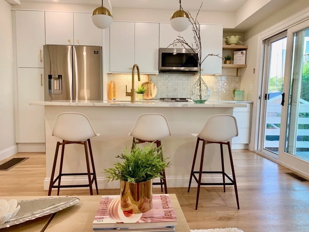 2 bed, 2 bath apartment for rent at 58 Everett St Unit 3, East Boston