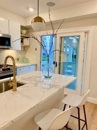 2 bed, 2 bath apartment for rent at 58 Everett St Unit 3, East Boston — photo 3 of 13