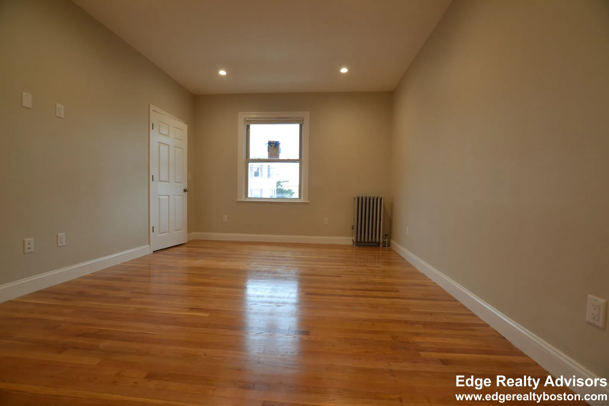 3 bed, 2 bath apartment for rent at 58 Foster St Unit 2, Brighton — photo 9 of 12