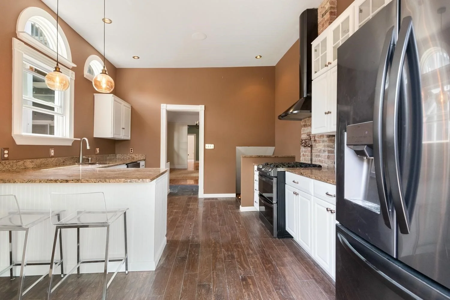 4 bed, 4+ bath apartment for rent at 58 G St, South Boston — photo 5 of 31