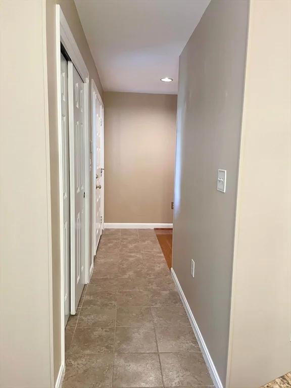 3 bed, 3 bath apartment for rent at 58 Heather Ct Unit 58, Nashua — photo 13 of 31