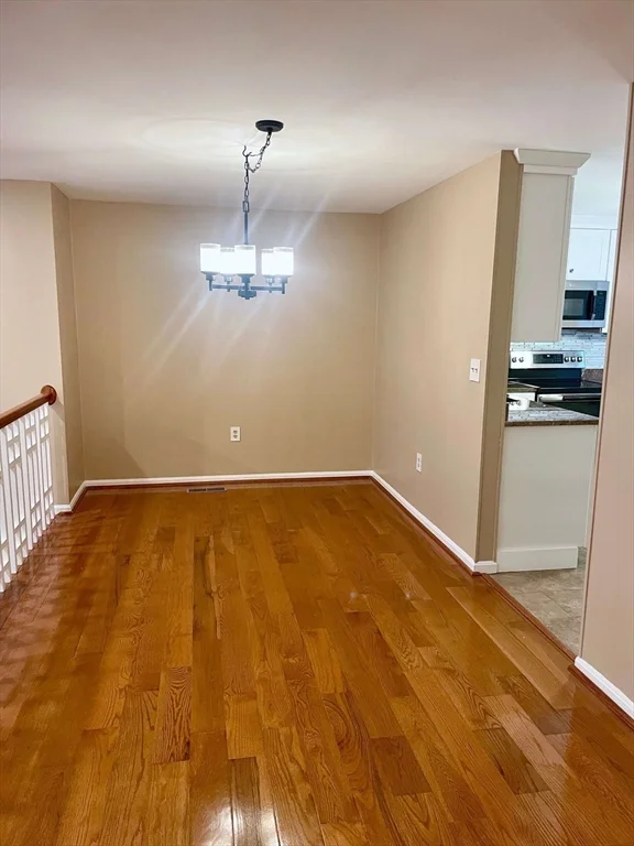 3 bed, 3 bath apartment for rent at 58 Heather Ct Unit 58, Nashua — photo 8 of 31