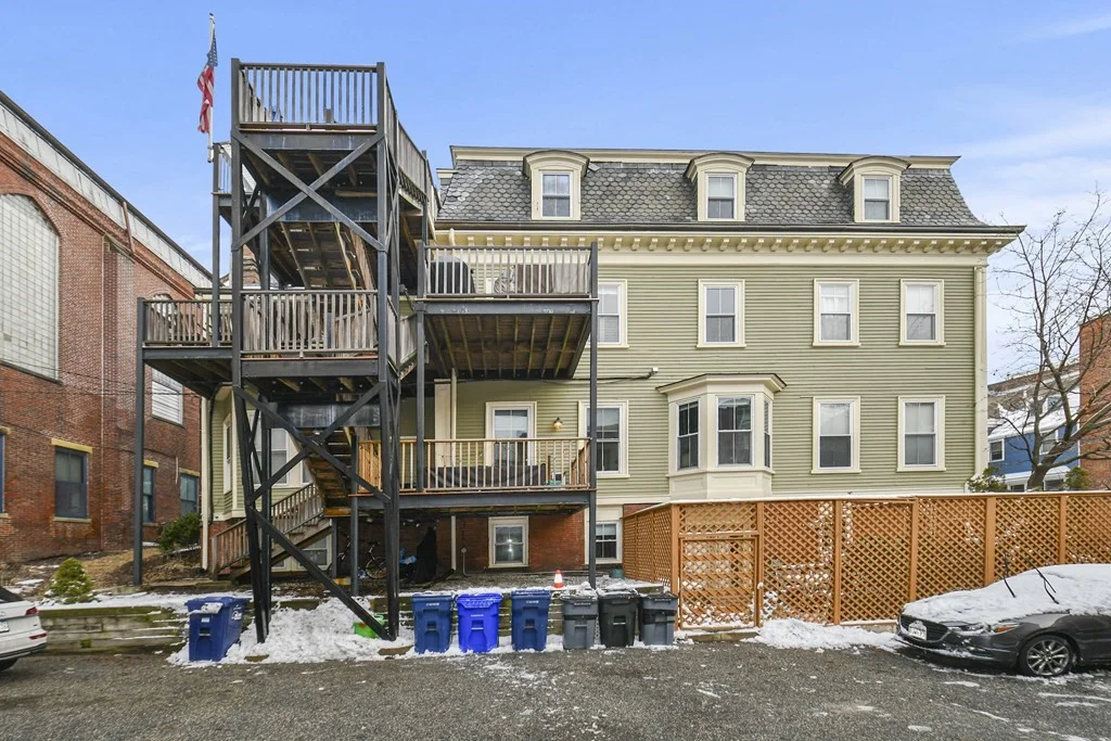 1 bed, 1 bath apartment for rent at 58 High St Unit 2, Boston — photo 3 of 21