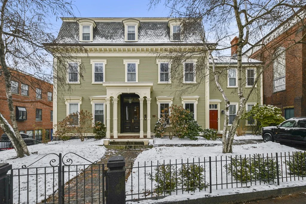 1 bed, 1 bath apartment for rent at 58 High St Unit 2, Boston — photo 1 of 21
