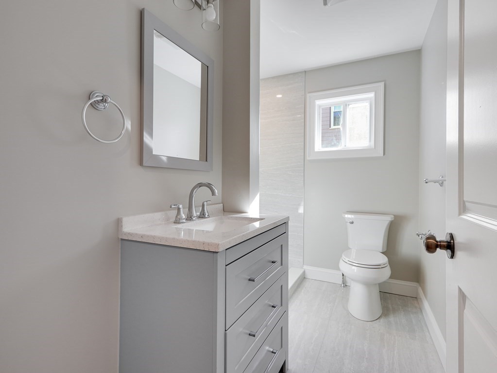3 bed, 2 bath apartment for rent at 58 Hillsdale Rd Unit 1, Tufts University — photo 6 of 13