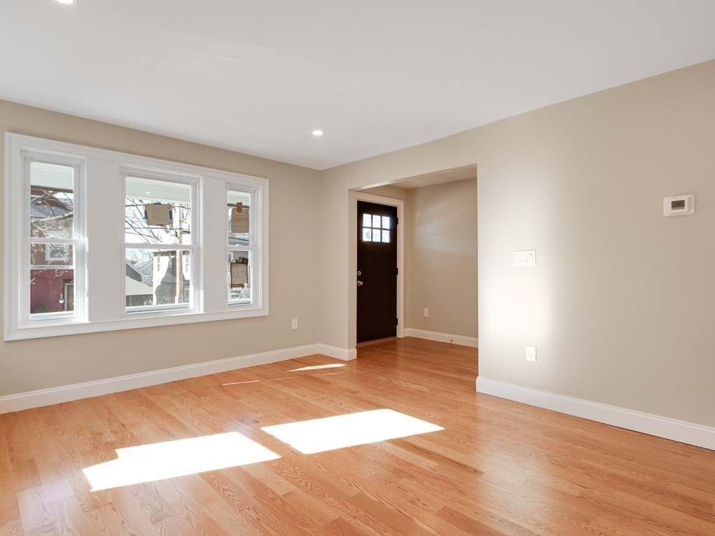 3 bed, 2 bath apartment for rent at 58 Hillsdale Rd Unit 1, Tufts University — photo 4 of 13