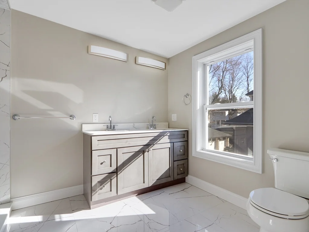 5 bed, 3 bath apartment for rent at 58 Hillsdale Rd Unit 2, Tufts University — photo 16 of 23