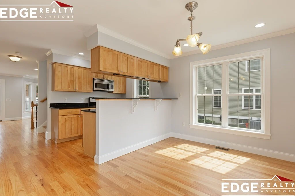 4 bed, 2.5 bath apartment for rent at 58 Holton St Unit 1, Allston — photo 4 of 28