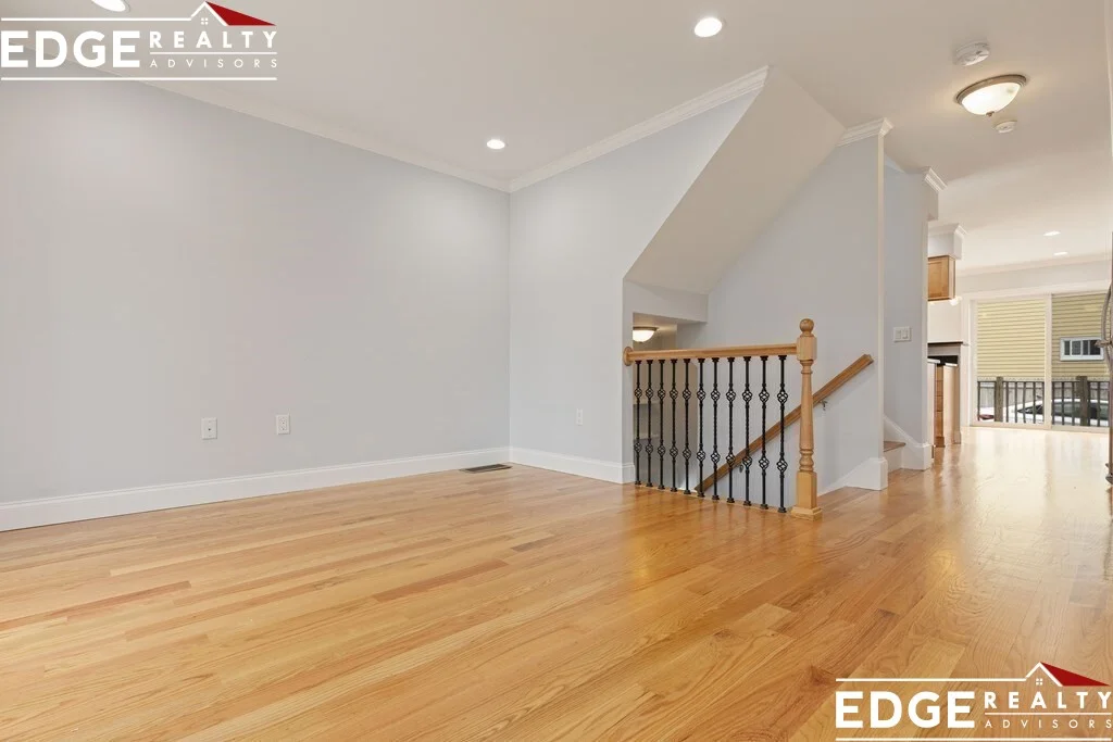 4 bed, 2.5 bath apartment for rent at 58 Holton St Unit 1, Allston — photo 3 of 28