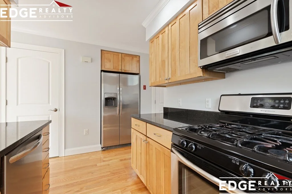 4 bed, 2.5 bath apartment for rent at 58 Holton St Unit 1, Allston — photo 5 of 28