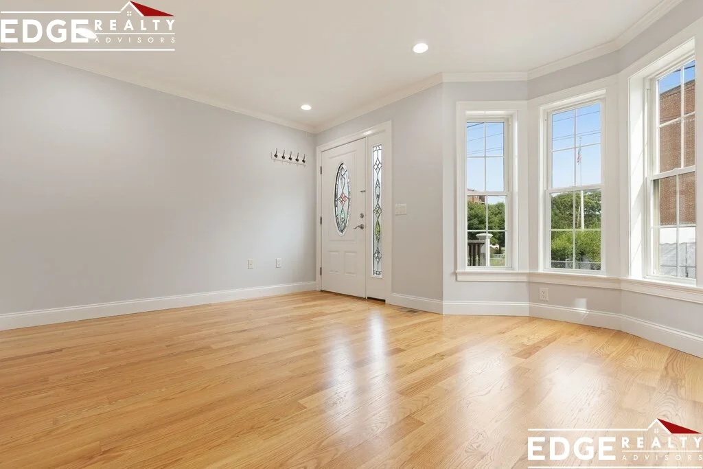 4 bed, 2.5 bath apartment for rent at 58 Holton St Unit 1, Allston — photo 2 of 28