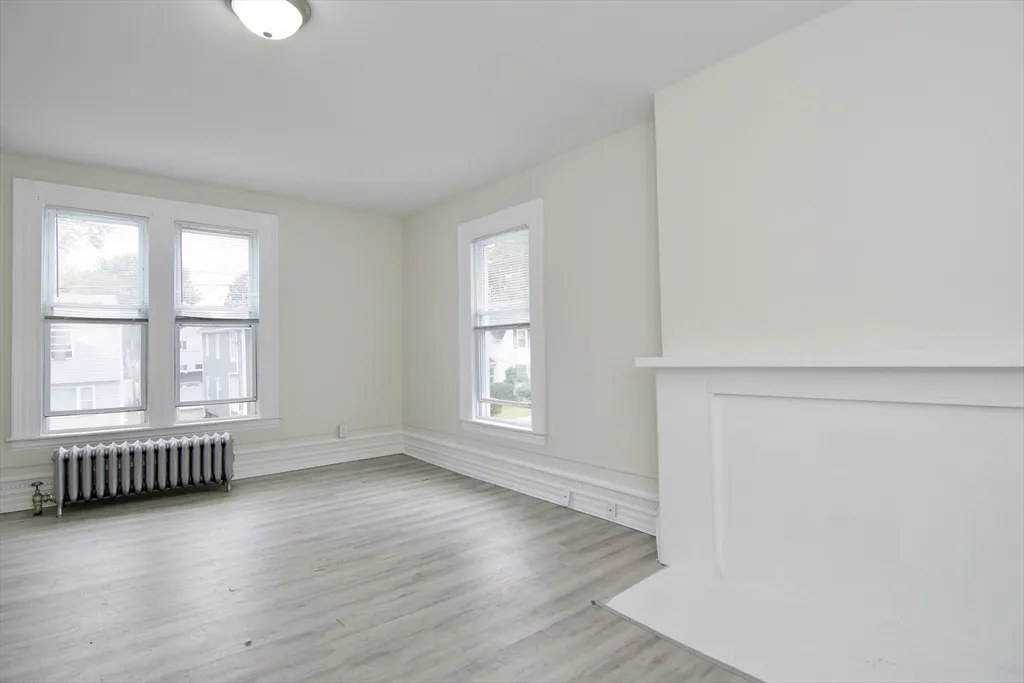3 bed, 1 bath apartment for rent at 58 Howes St Unit 2, Springfield — photo 14 of 20