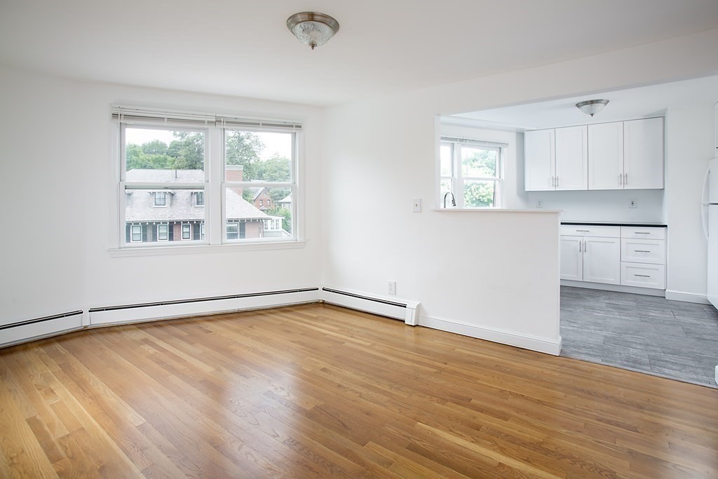 3 bed, 1 bath apartment for rent at 58 Irving St Unit 1, Brookline Village — photo 6 of 10