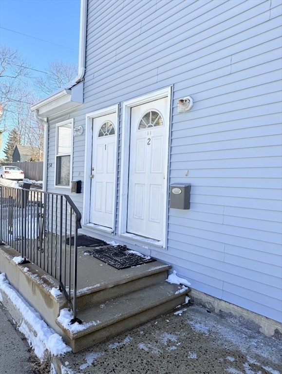 2 bed, 1 bath apartment for rent at 58 Kent Unit 2, Quincy — photo 2 of 17