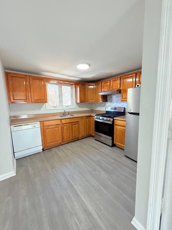 2 bed, 1 bath apartment for rent at 58 Kent Unit 2, Quincy — photo 1 of 17