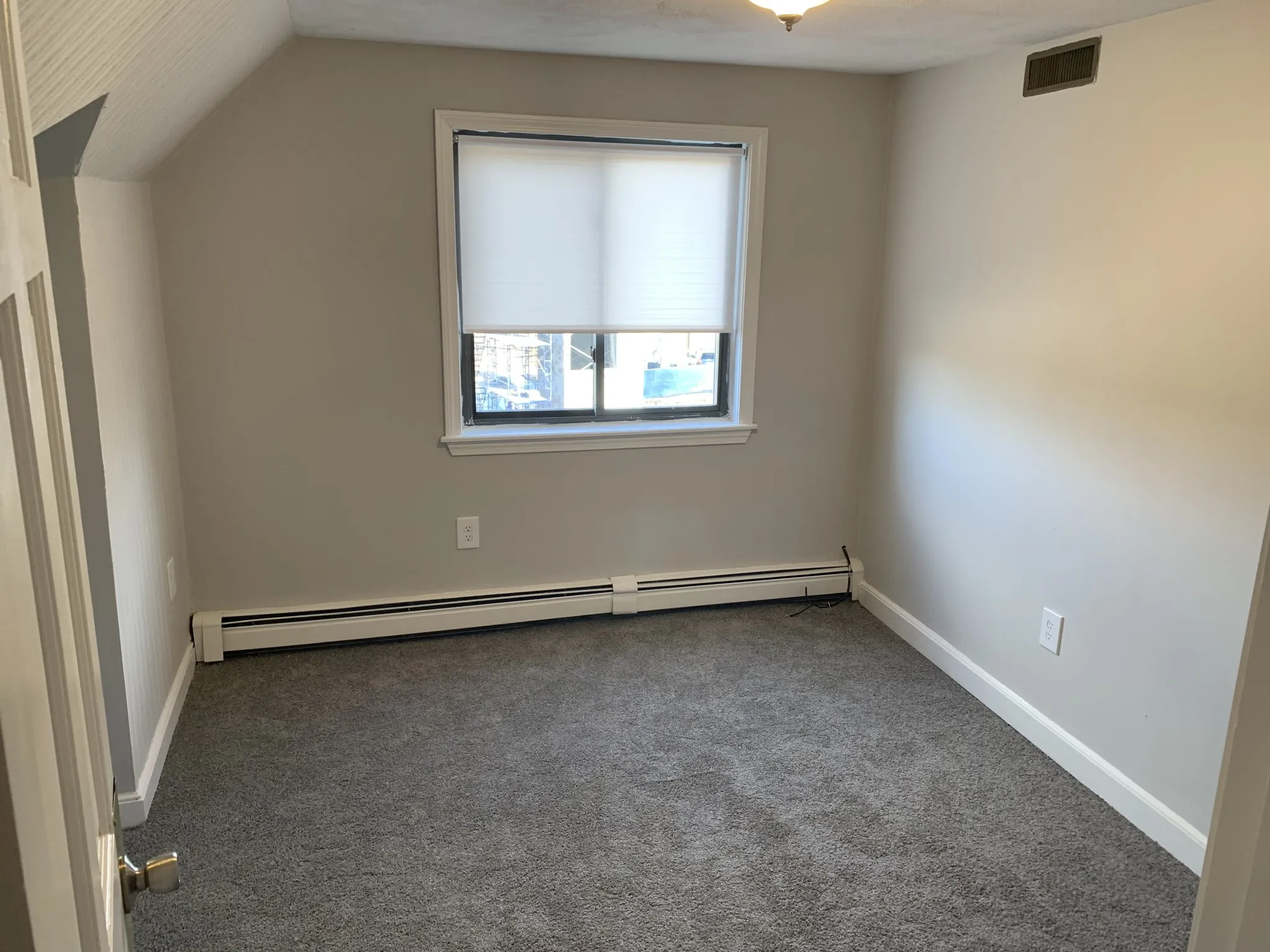 4 bed, 2 bath apartment for rent at 58 Leo M Birmingham Pkwa Unit 4, Allston — photo 15 of 20