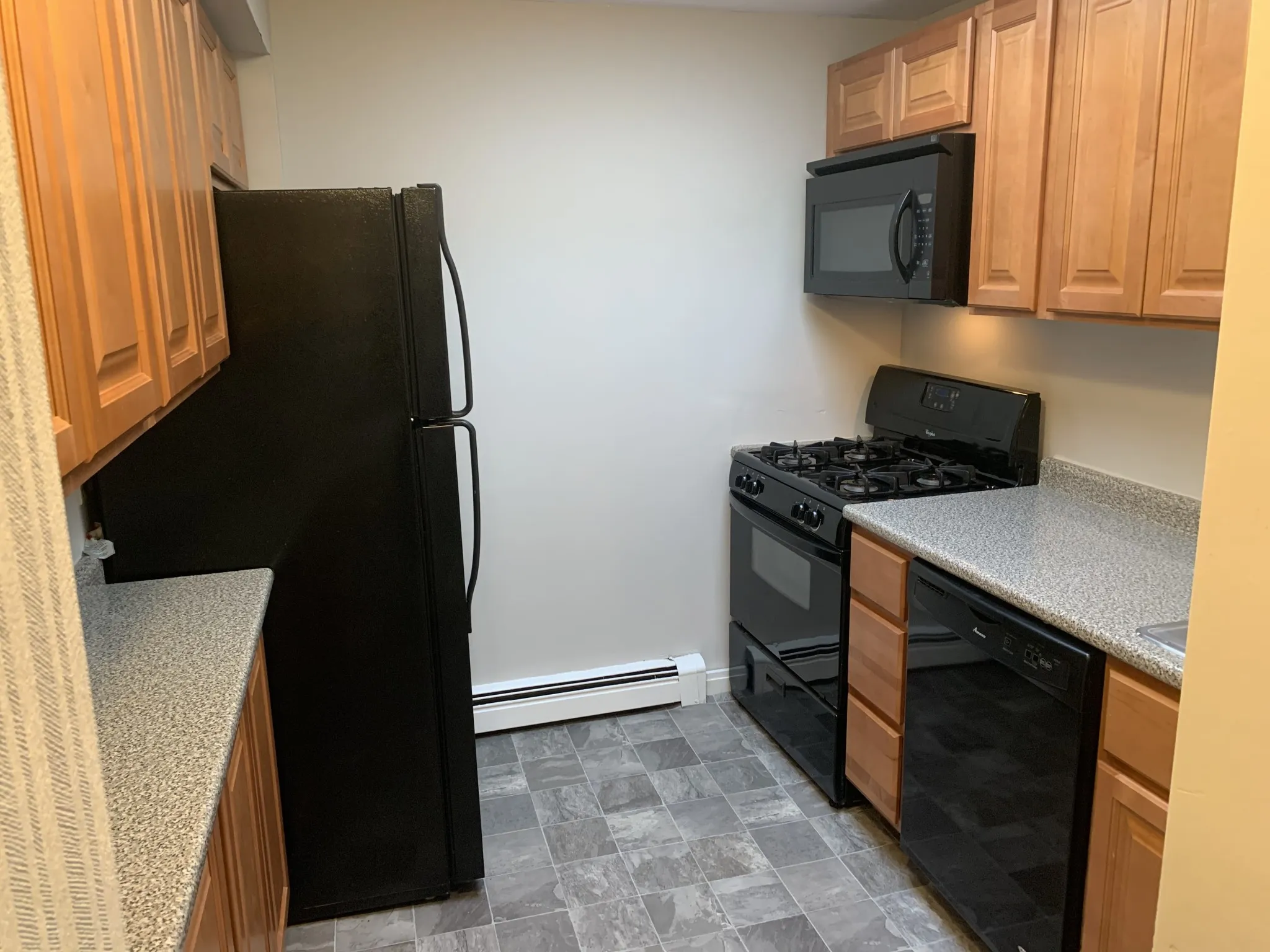 4 bed, 2 bath apartment for rent at 58 Leo M Birmingham Pkwa Unit 4, Allston — photo 3 of 20