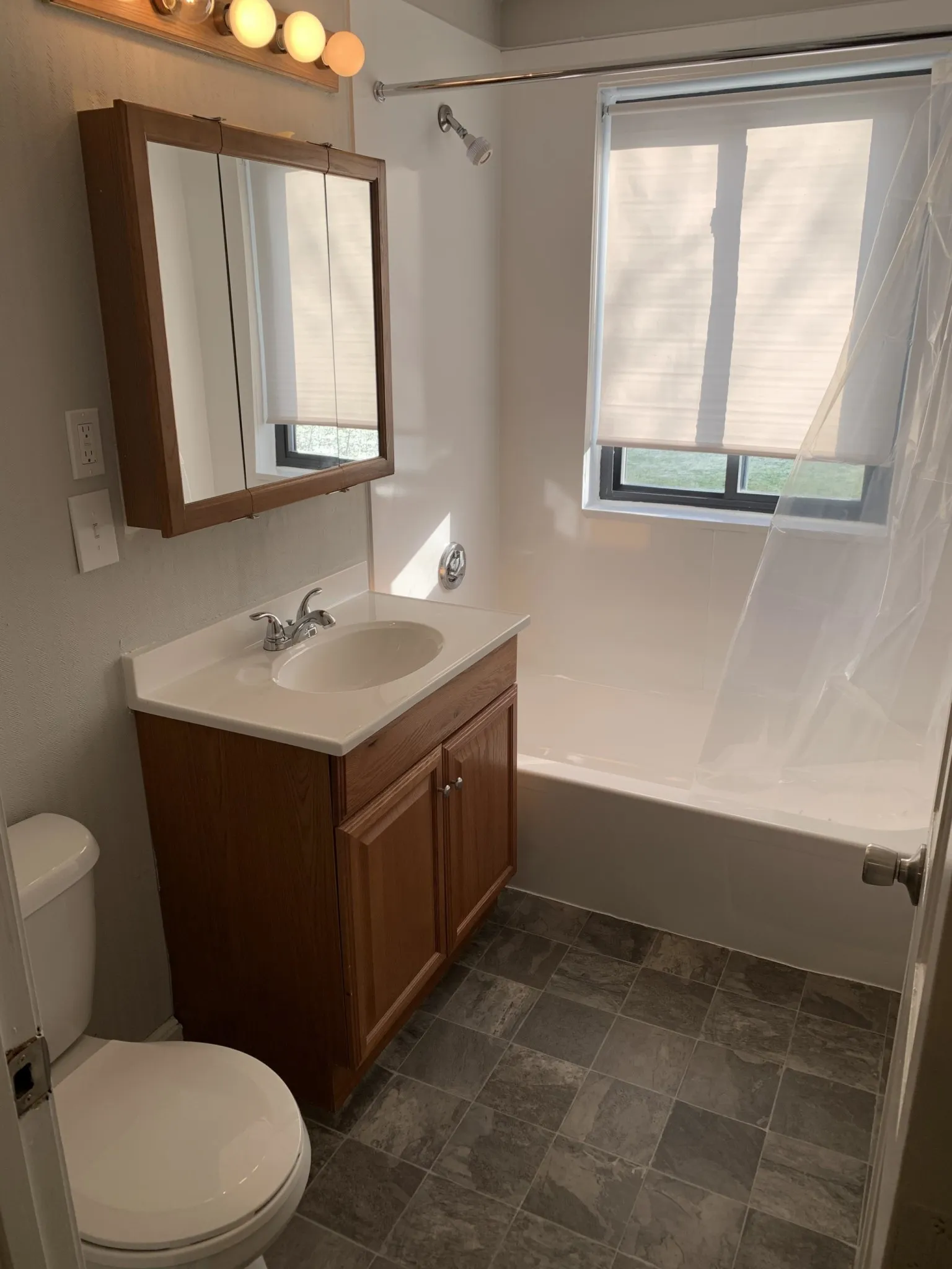 4 bed, 2 bath apartment for rent at 58 Leo M Birmingham Pkwa Unit 4, Allston — photo 8 of 20