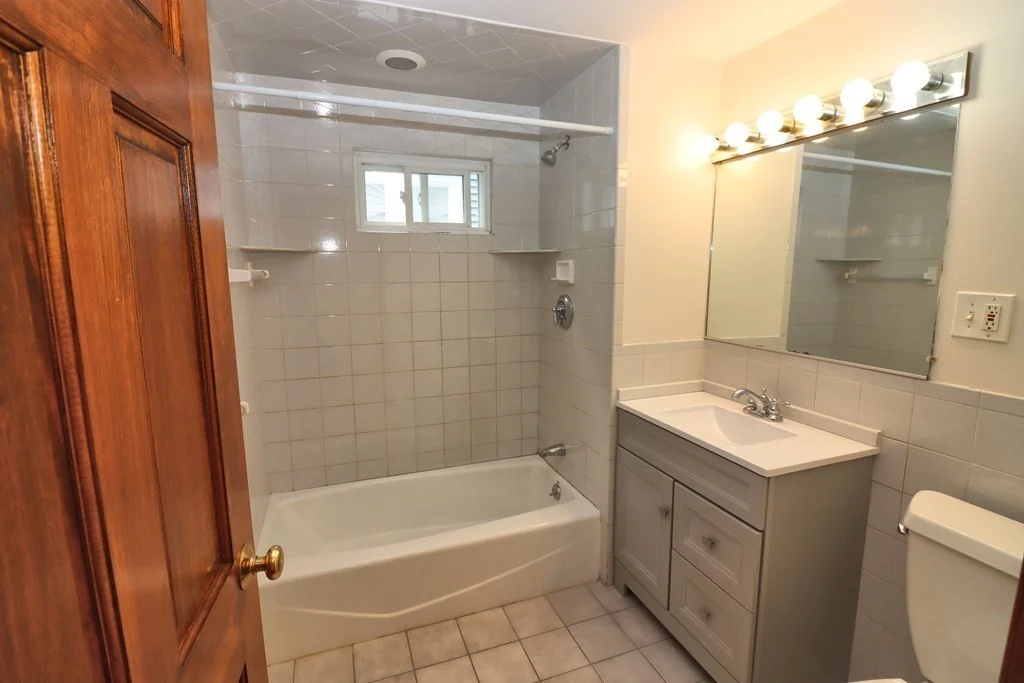 2 bed, 1 bath apartment for rent at 58 Lewis Ave Unit 1, Winthrop — photo 7 of 9