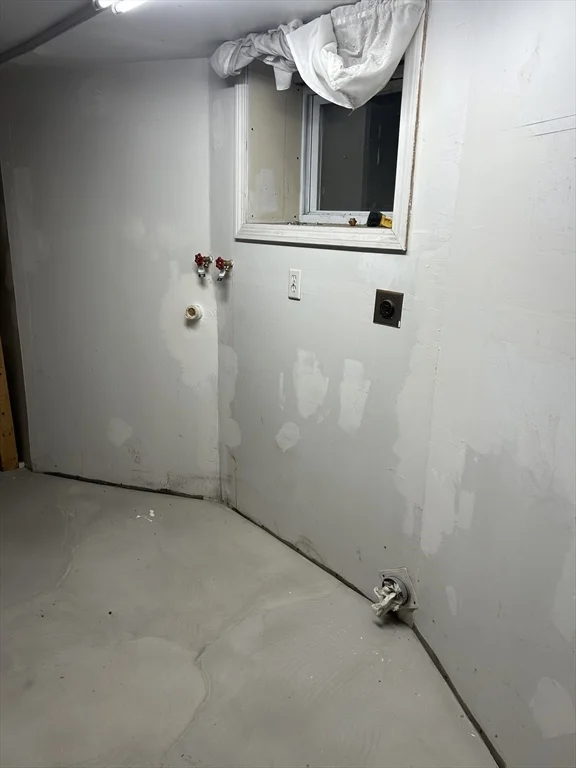 3 bed, 1 bath apartment for rent at 58 Maple St Unit 2, Malden — photo 18 of 20