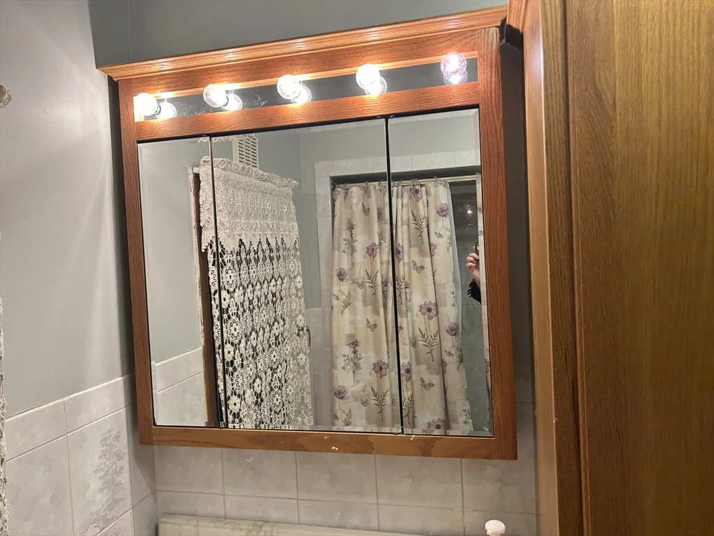 3 bed, 1 bath apartment for rent at 58 Maple St Unit 2, Malden — photo 14 of 20