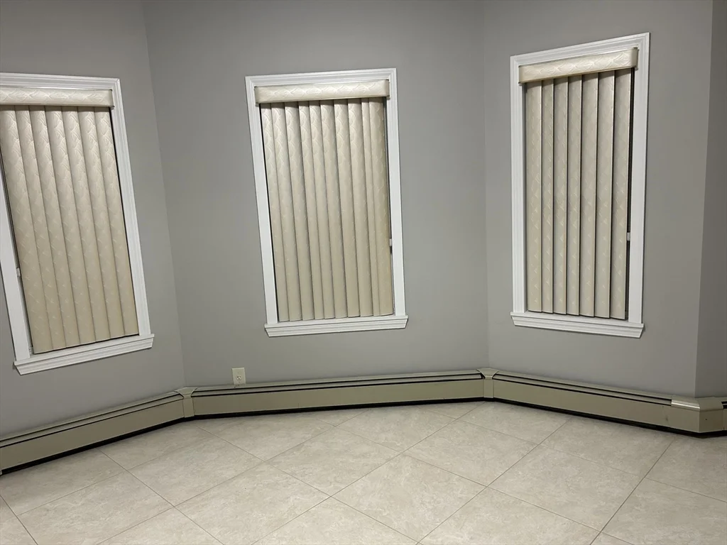 3 bed, 1 bath apartment for rent at 58 Maple St Unit 2, Malden — photo 6 of 20