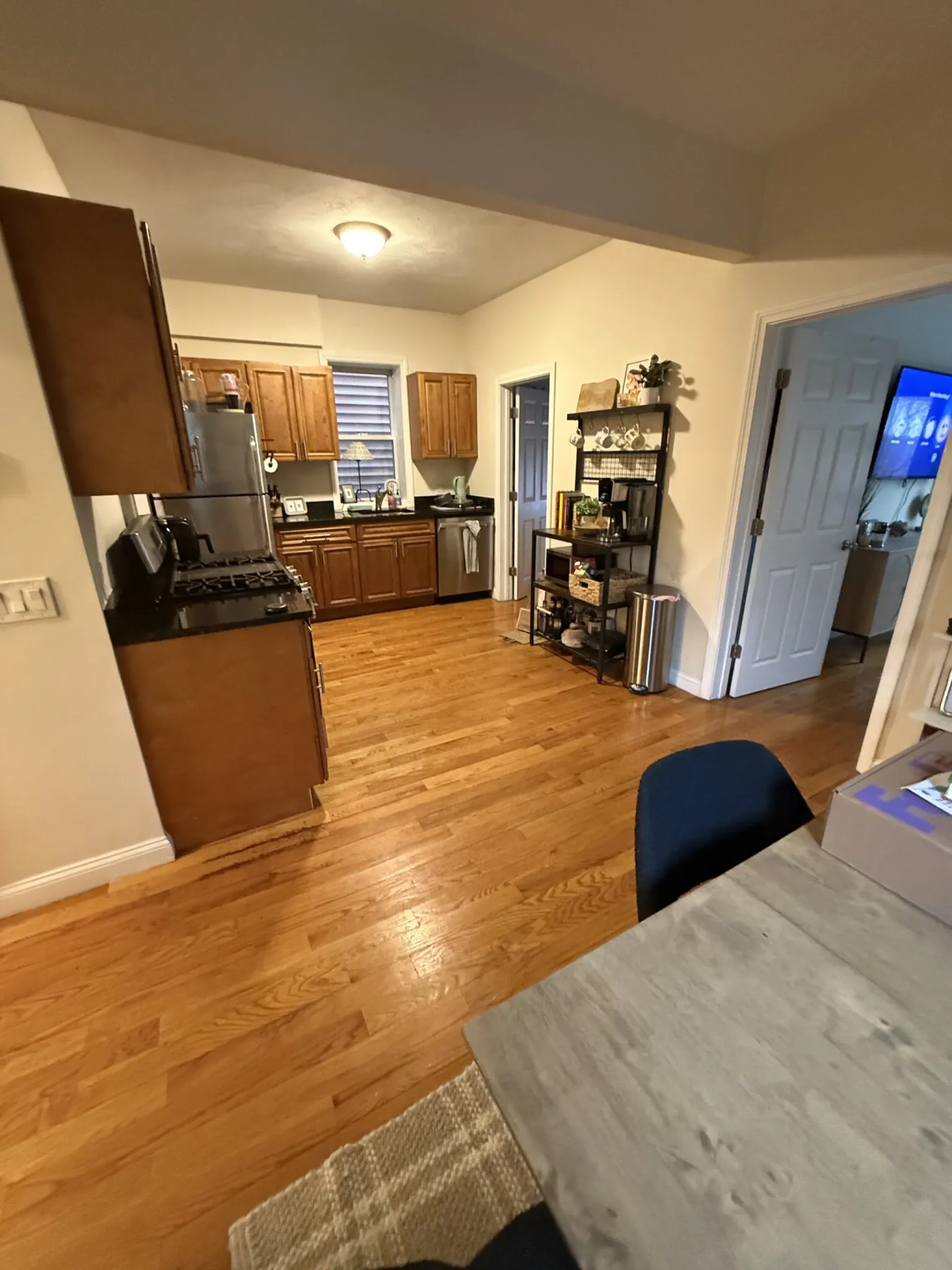 2 bed, 1 bath apartment for rent at 58 Medford St Unit 1-2BR, Ward Two — photo 3 of 30