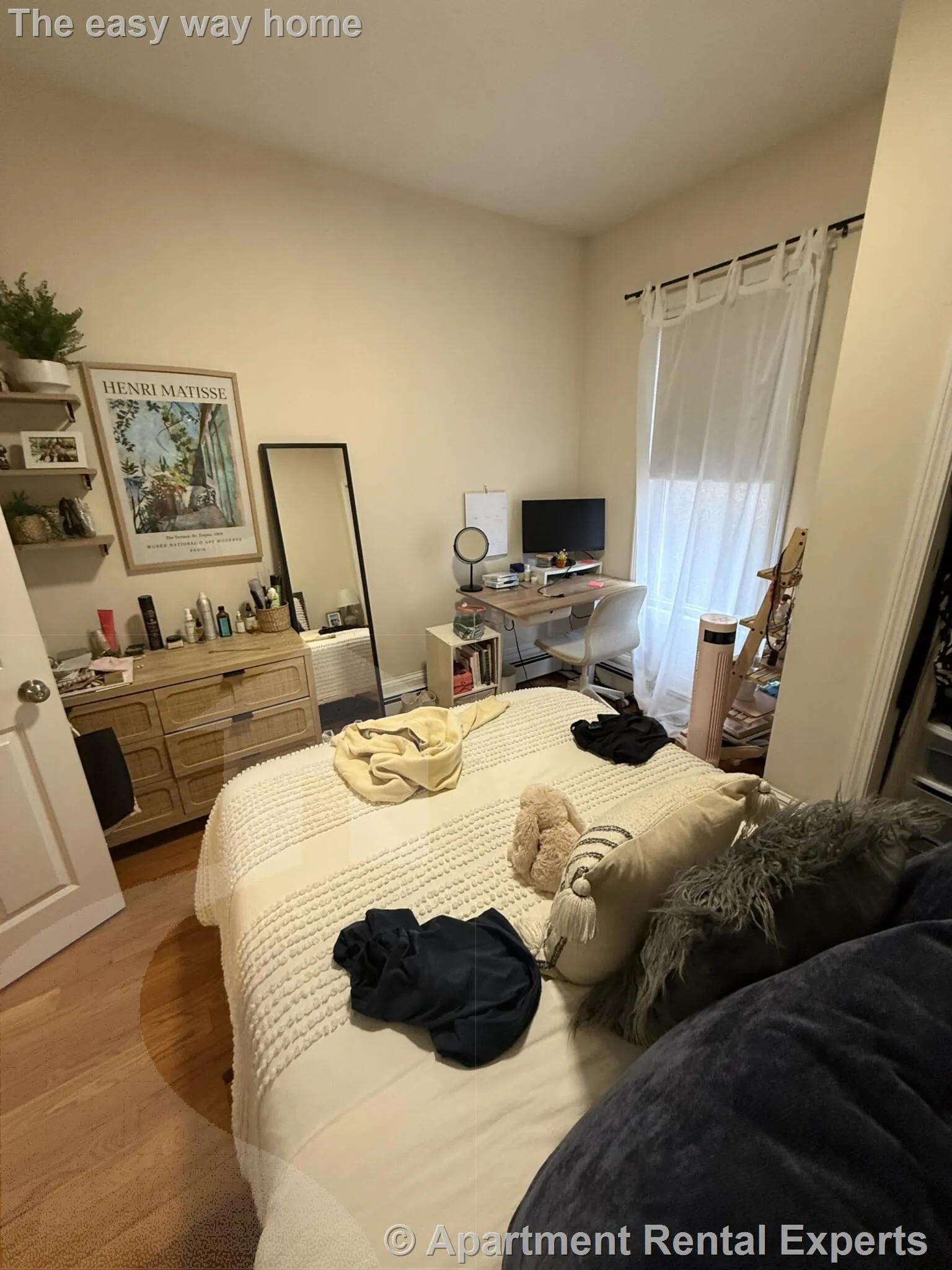 3 bed, 1 bath apartment for rent at 58 Medford St Unit 1, Union Square — photo 9 of 15