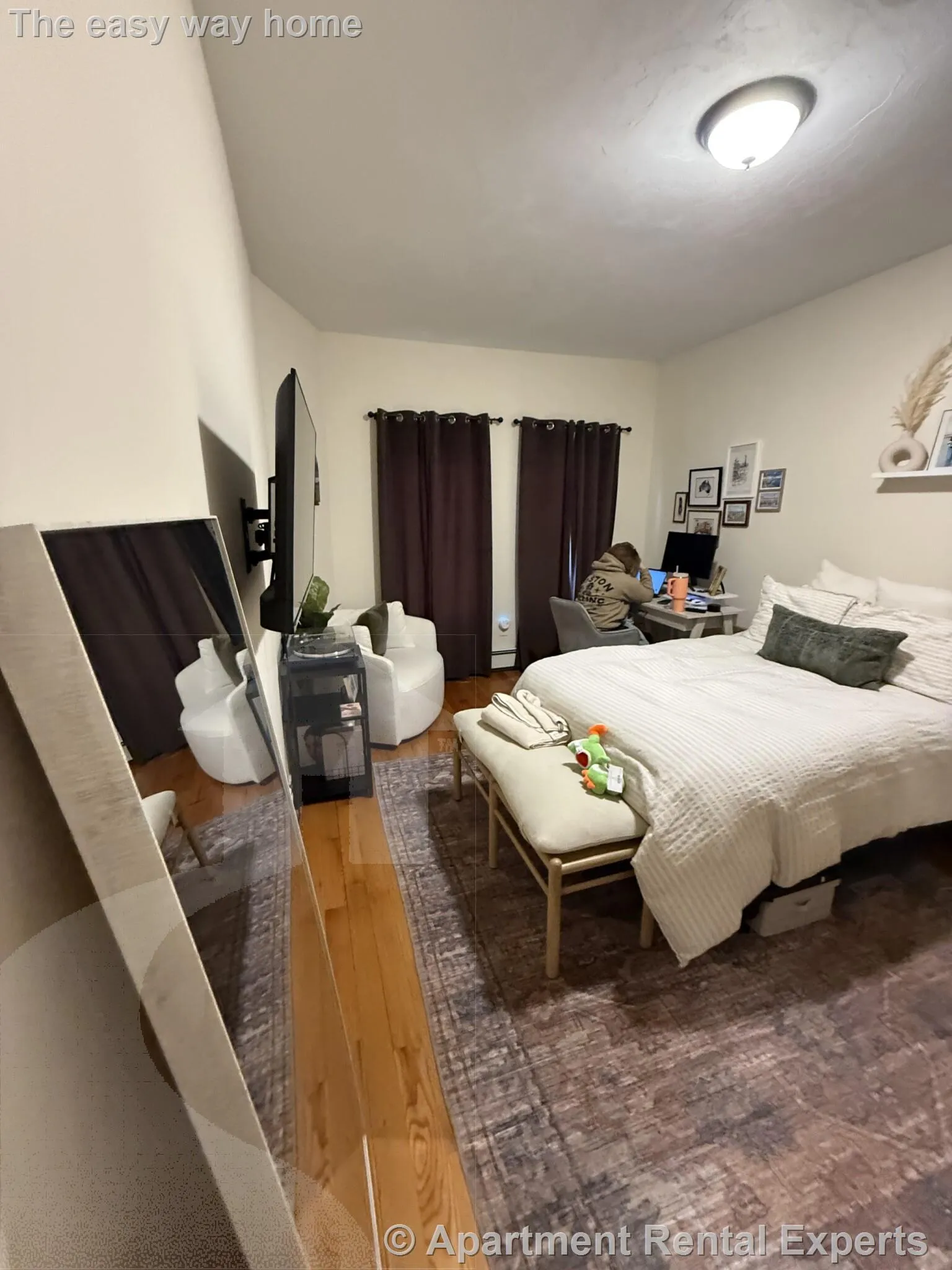 3 bed, 1 bath apartment for rent at 58 Medford St Unit 1, Union Square — photo 12 of 15