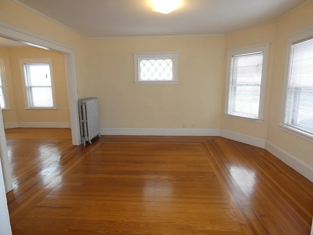 4 bed, 1 bath apartment for rent at 58 Monument St Unit 2, Medford — photo 4 of 20