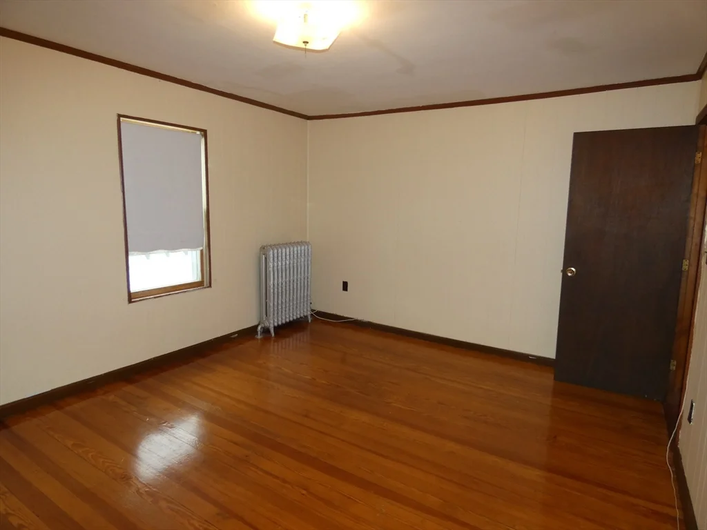 4 bed, 1 bath apartment for rent at 58 Monument St Unit 2, Medford — photo 16 of 20