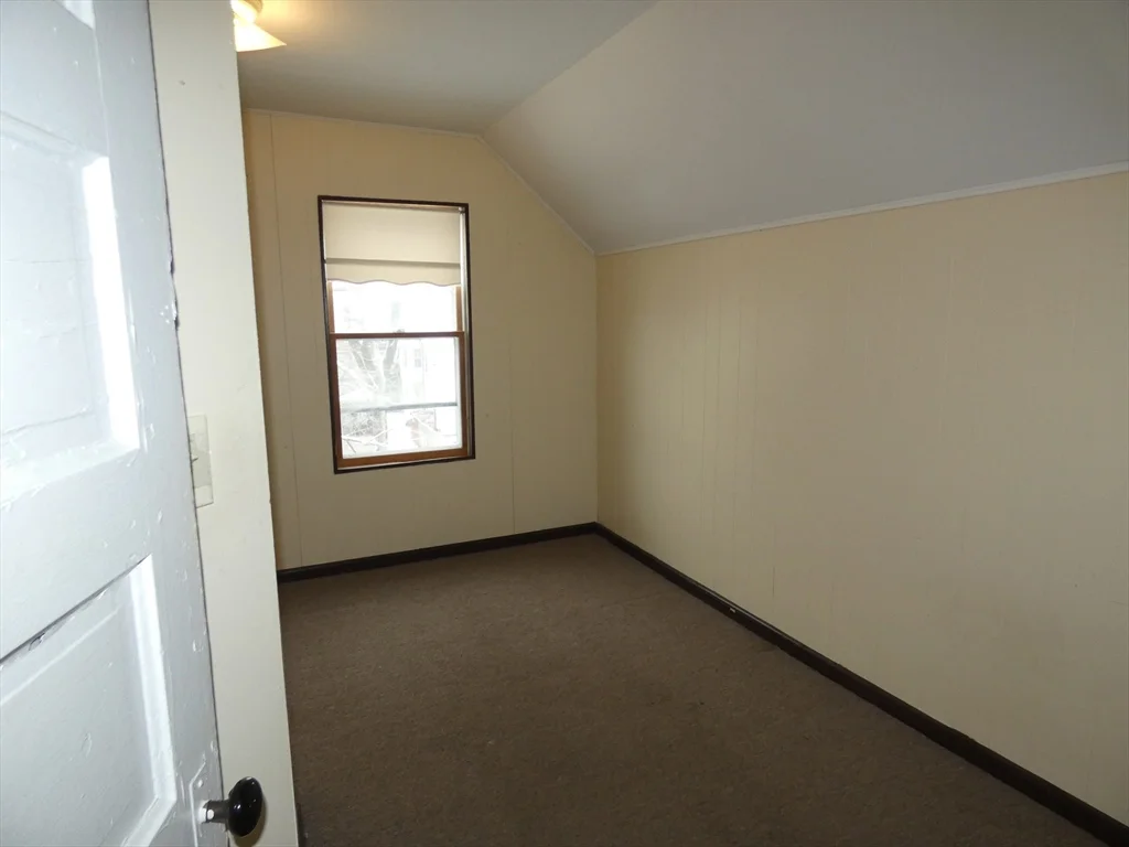 4 bed, 1 bath apartment for rent at 58 Monument St Unit 2, Medford — photo 12 of 20