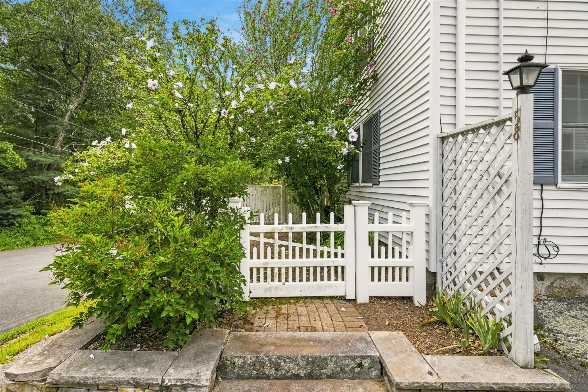 3 bed, 1 bath apartment for rent at 58 Morton St, Andover — photo 2 of 26