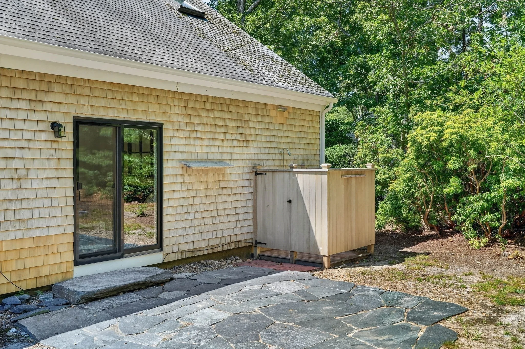 3 bed, 2 bath apartment for rent at 58 Munroe, Oak Bluffs — photo 29 of 30