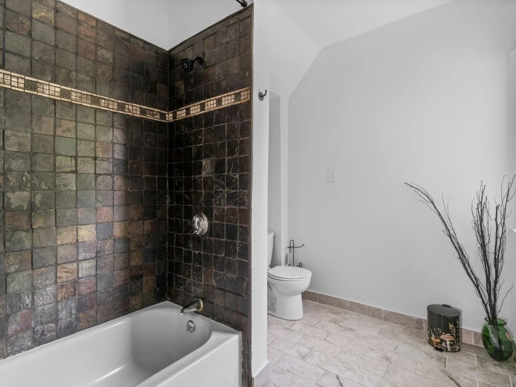 3 bed, 1 bath apartment for rent at 58 Oliver St Unit 2, East Somerville — photo 13 of 19