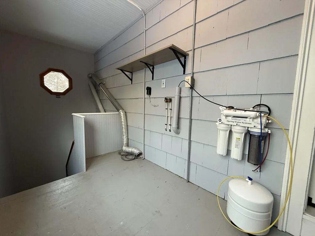 2 bed, 1 bath apartment for rent at 58 Oxford St N Unit 2, Auburn — photo 16 of 16