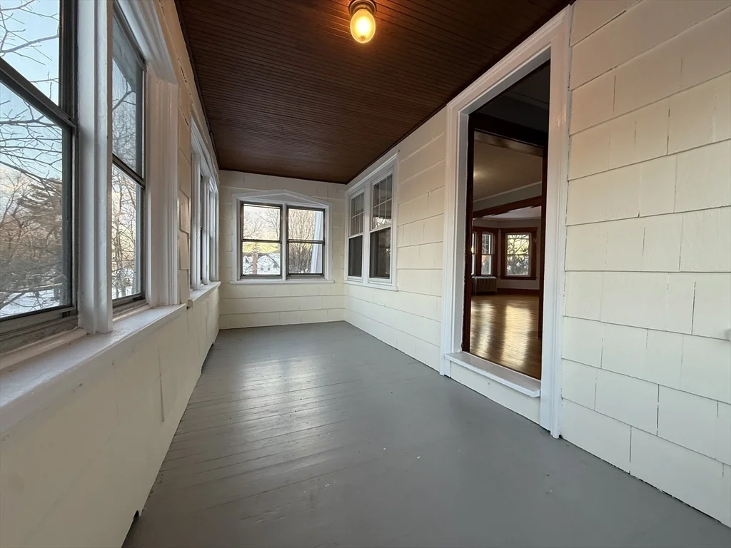 2 bed, 1 bath apartment for rent at 58 Oxford St N Unit 2, Auburn — photo 15 of 16