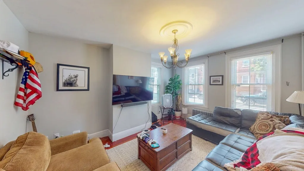5 bed, 2.5 bath apartment for rent at 58 P St Unit 1, South Boston — photo 8 of 37