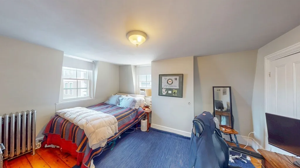 5 bed, 2.5 bath apartment for rent at 58 P St Unit 1, South Boston — photo 19 of 37
