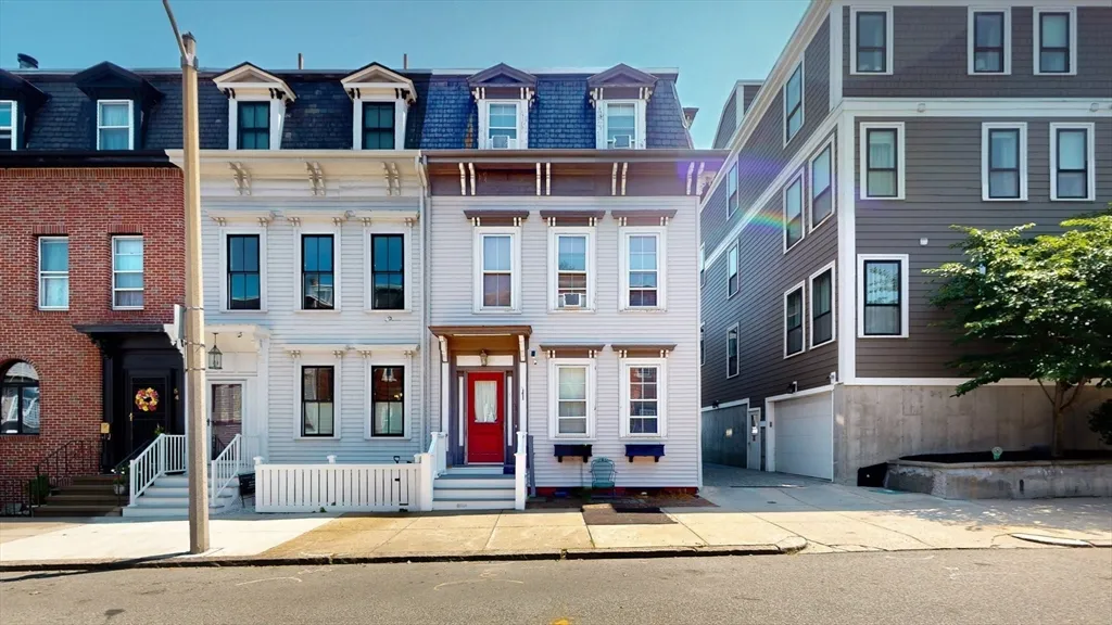 5 bed, 2.5 bath apartment for rent at 58 P St Unit 1, South Boston — photo 34 of 37