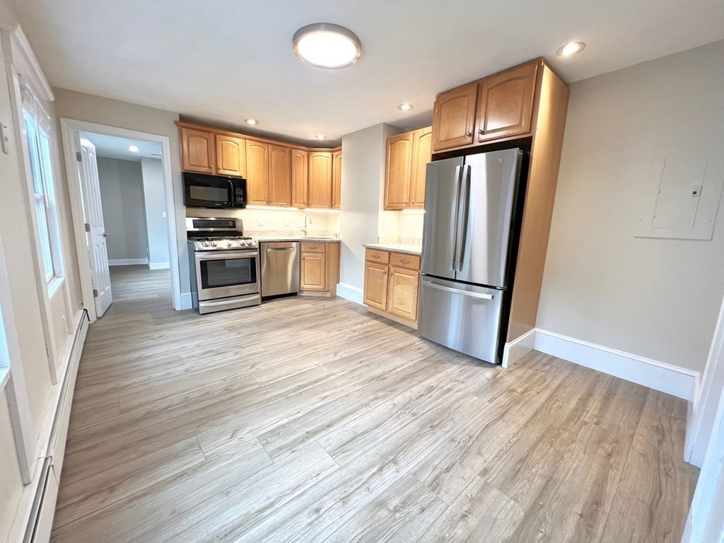 2 bed, 1 bath apartment for rent at 58 Pearl St Unit 2, Charlestown — photo 3 of 15