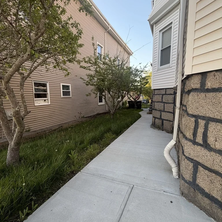 1 bed, 1 bath apartment for rent at 58 Prospect St Unit 58, Fall River — photo 12 of 14