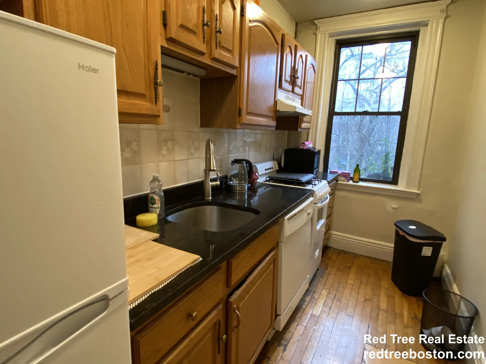 2 bed, 1 bath apartment for rent at 58 Queensberry St Unit 10, Fenway — photo 2 of 12
