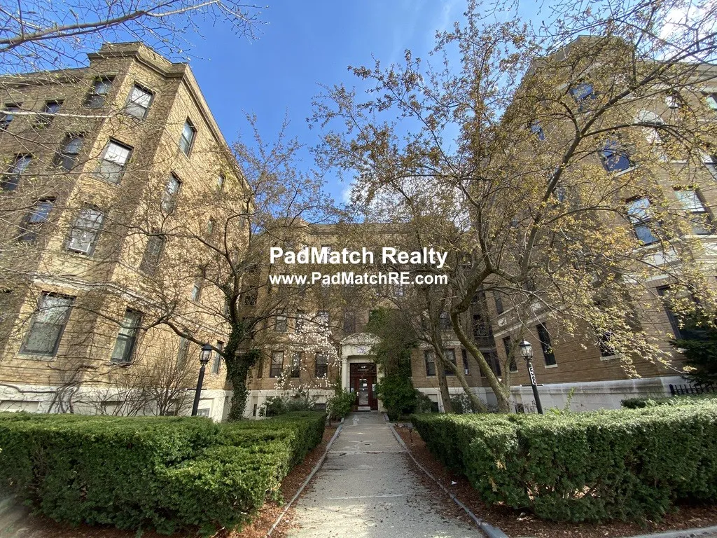 2 bed, 1 bath apartment for rent at 58 Queensberry St Unit 19, Fenway — photo 1 of 18