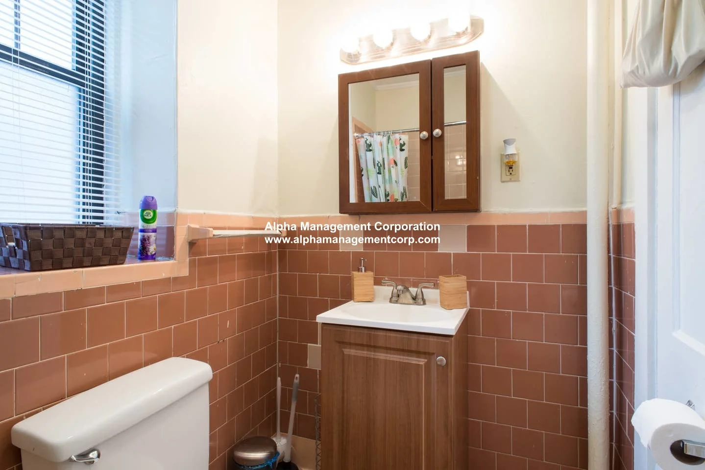 2 bed, 1 bath apartment for rent at 58 Queensberry St Unit 8, Fenway — photo 8 of 9
