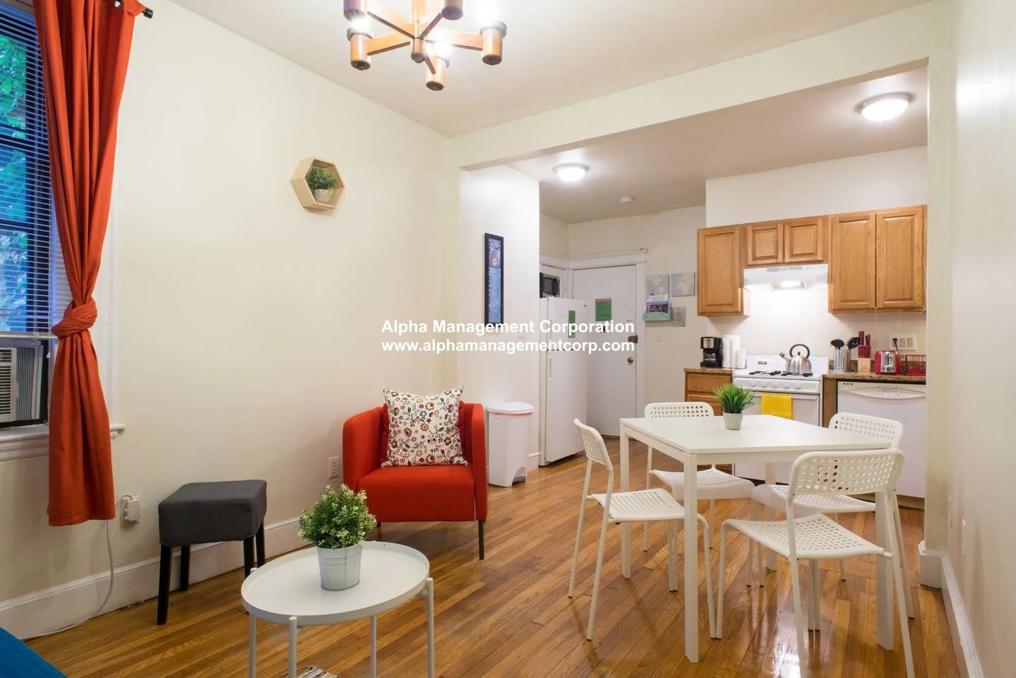 2 bed, 1 bath apartment for rent at 58 Queensberry St Unit 8, Fenway — photo 2 of 9